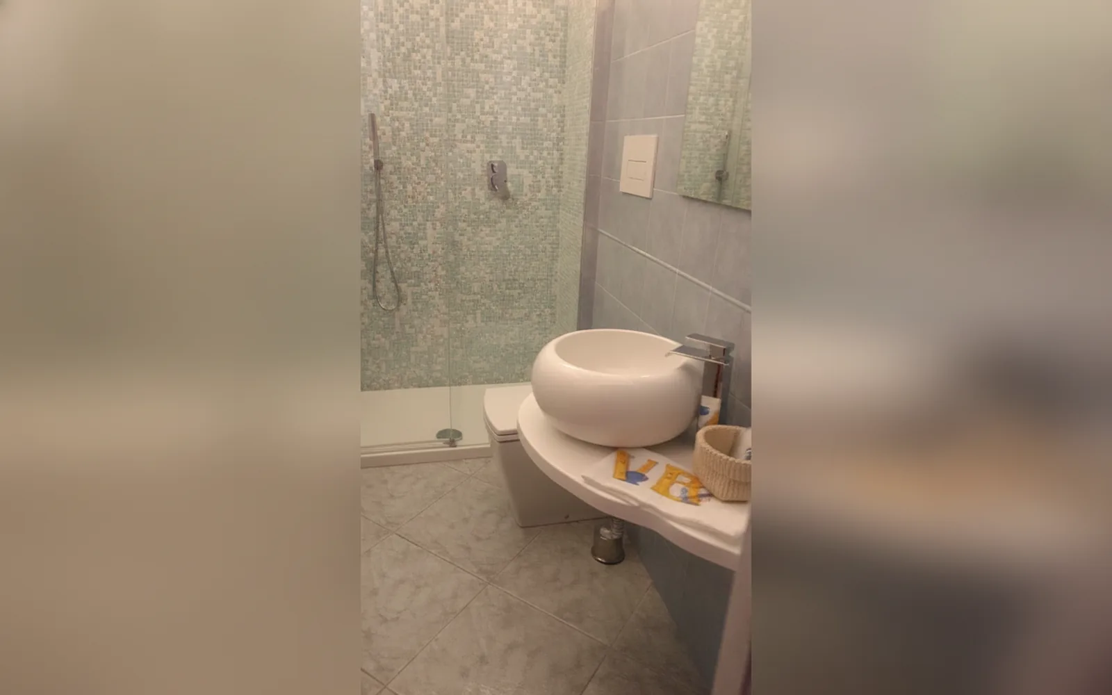 Camera con bagno privato — Villa Bianca Tramonti, Tramonti (Salerno) (Campania) (foto 19)