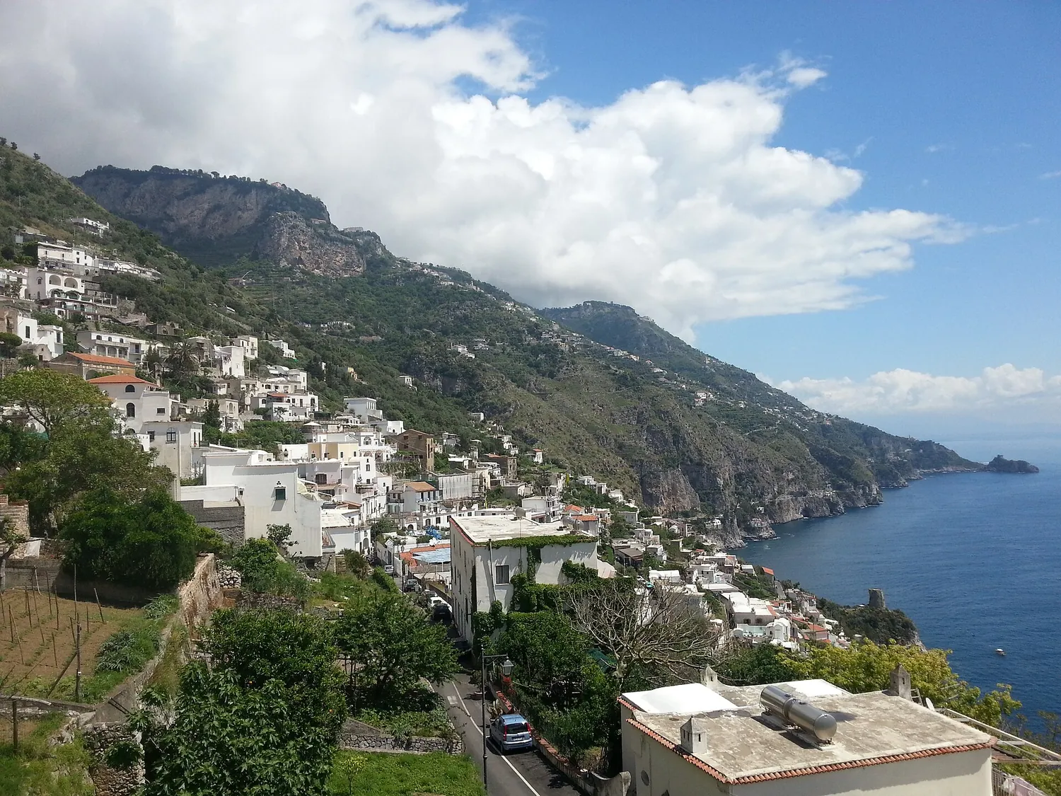 Praiano lungo la statale amalfitana